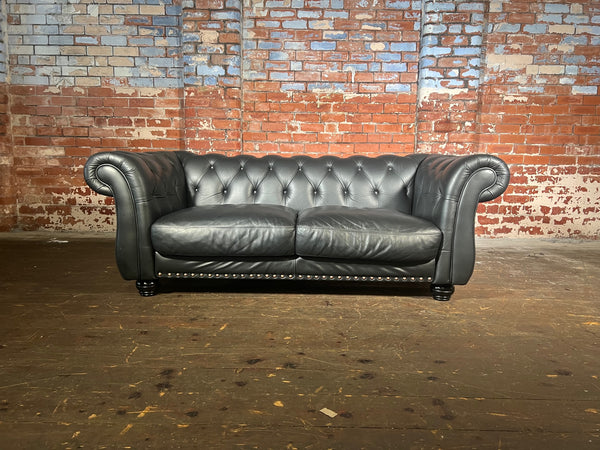 Stylish 3 seater Black Chesterfield Sofa